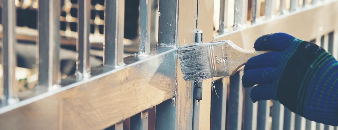 Artisan Peintre ferronnerie, Luberon, Vaucluse : portail, rambarde